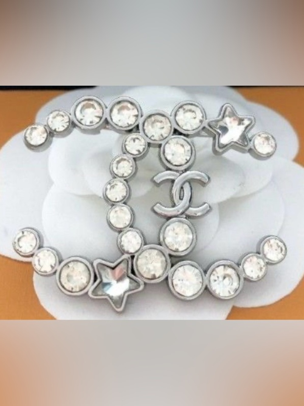 Double C Crystal Strass Logo and Star Silver-Tone Brooch
